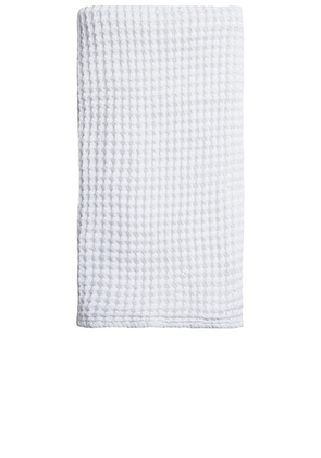 Parachute Waffle Hand Towel in White - White. Size all.