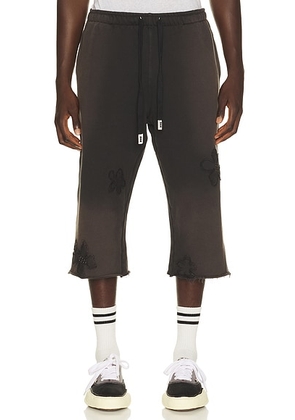Nahmias Flower Patch Long Sweat Short in Aged Black - Black. Size XL/1X (also in L, M, S, XXL/2X).