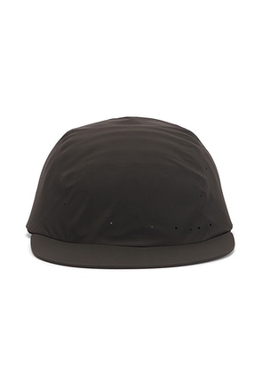 On x Paf Zero Cap Paf in Molasses - Black. Size all.