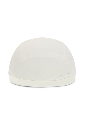On x Paf Zero Cap Paf in Ice - White. Size all.