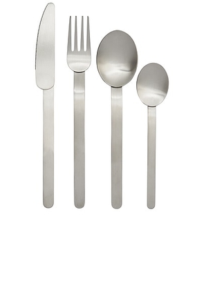 Ferm Living Stelo Cutlery in Brushed Stainless Steel - Metallic Silver. Size all.
