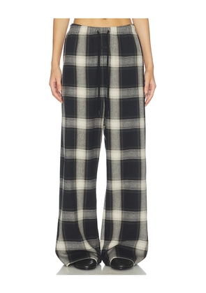 Fear of God ESSENTIALS Lounge Pant in Grey. Size XS. Also in S, M, L.