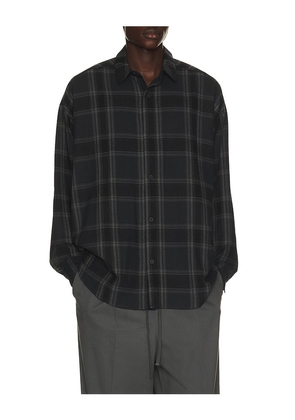 Fear of God ESSENTIALS Button Up Shirt in Black. Size XS. Also in S, M, L, XL/1X, XXL/2X, XXXL/3X.