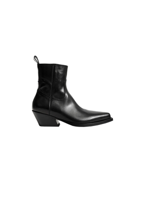 Imme Pointy Ankle Boots