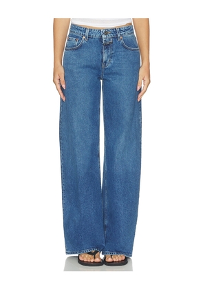 CLOSED Jayla Jeans in Blue. Size 27. Also in 25, 26, 28, 29, 31.