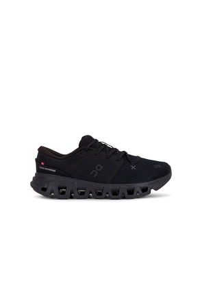 On Cloud X 5 in Black. Size 7. Also in 7.5, 8, 8.5, 9, 9.5, 10, 10.5, 11, 11.5, 12, 13, 14.