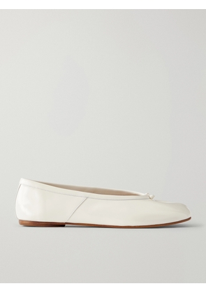 Maison Margiela - Tabi New Ballerina Split-toe Patent-leather Ballet Flats - White - IT36,IT36.5,IT37,IT37.5,IT38,IT38.5,IT39,IT39.5,IT40,IT40.5,IT41