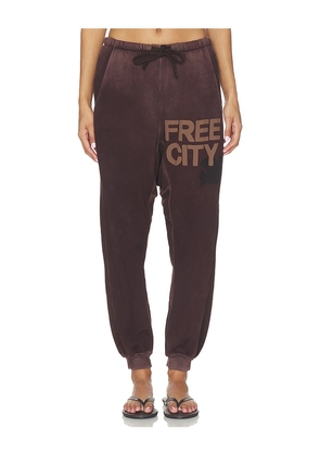 Free City Sunfades Pocket Sweatpant in Brown. Size XS. Also in S, M.