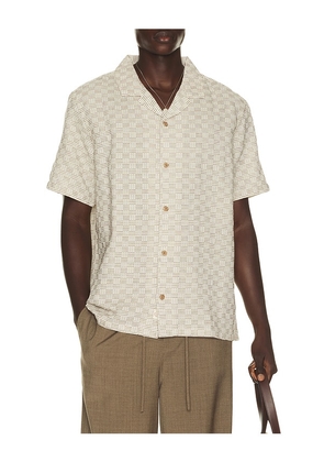 Marine Layer Dobby Resort Shirt in Brown. Size S. Also in M, L, XL/1X.