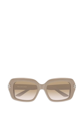 Balenciaga Eyewear logo-detail sunglasses - Pink