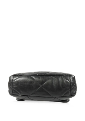 CHANEL Pre-Owned small C19 diamond-quilted shoulder bag - Black