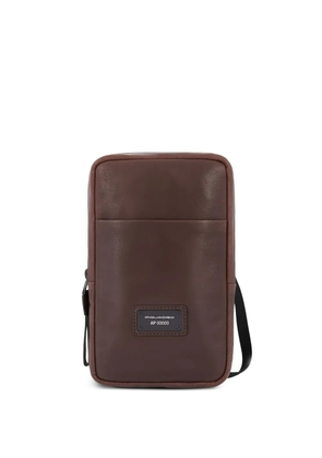 PIQUADRO logo-plaque leather shoulder bag - Brown
