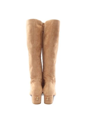 CHANEL Pre-Owned 1986-1988 Coco Mark cap-toe knee-high boots - Neutrals