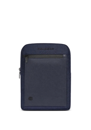 PIQUADRO logo-plaque panelled backpack - Blue