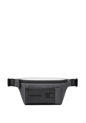 PIQUADRO logo-plaque belt bag - Grey