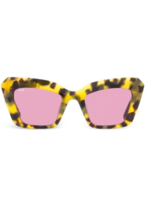 MCM 731 cat-eye sunglasses - Yellow