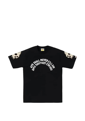 A BATHING APE® skull-print T-shirt - Black