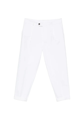 Eleventy pleated-front tailored trousers - White