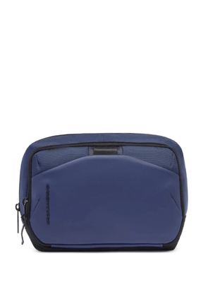 PIQUADRO logo-embossed toiletry bag - Blue