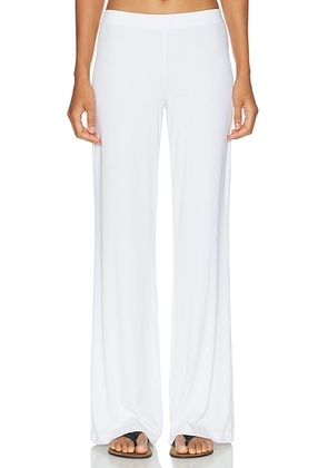 Eterne Easy Lounge Butter Rib Pant in White - White. Size XS (also in M, L).