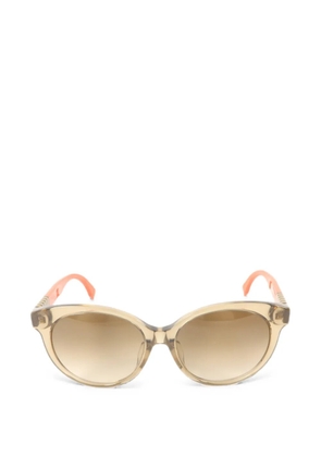 Fendi Pre-Owned cat-eye frame sunglasses - Neutrals