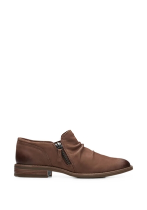 Clarks Originals Camzin Pace ruched leather loafers - Brown