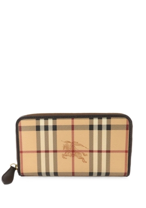 Burberry Pre-Owned Haymarket Check zip-around wallet - Neutrals
