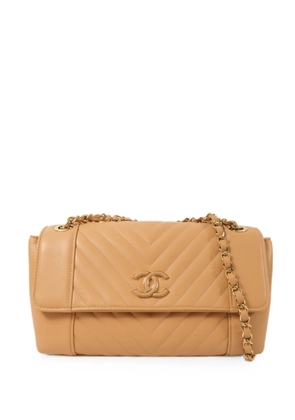 CHANEL Pre-Owned CC-turn-lock shoulder bag - Neutrals