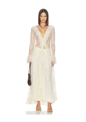 HEMANT AND NANDITA Ruffled Front Open Cape in White. Size XXS. Also in XS, S, M, L, XL.