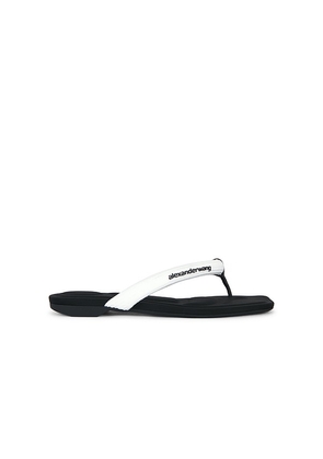 Alexander Wang Jenna Tubular Flat Thong Sandal in White. Size 35. Also in 40, 41.