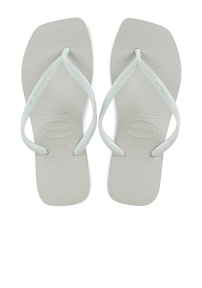 Havaianas Slim Square Sandal in White. Size 39/40. Also in US 11/12/ BRZ 41-42.