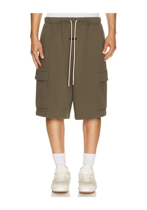 Fear of God ESSENTIALS Cargo Basketball Short in Green. Size XS. Also in S, M, L, XL/1X, XXL/2X, XXXL/3X.