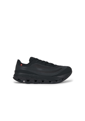 On Cloudflow 5 Ad in Black. Size 7. Also in 7.5, 8, 8.5, 9, 9.5, 10, 10.5, 11, 11.5, 12, 13.