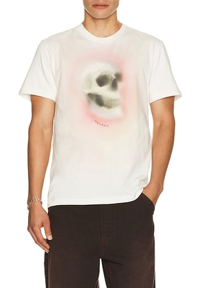 McQueen Skull Haze Tee Shirt in White & Multicolor - White. Size S (also in L, M, XL/1X, XXL/2X).