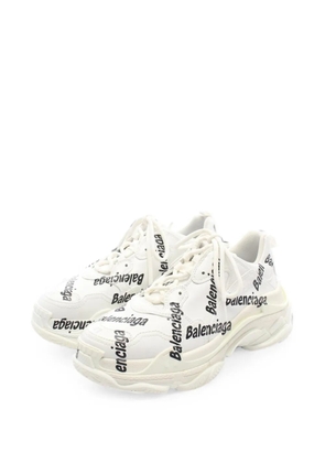 Balenciaga Pre-Owned 2010s Triple S logo-pattern sneakers - White
