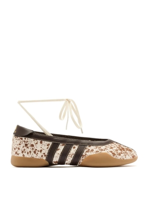 adidas Taekwondo Mei ballet shoes - Neutrals