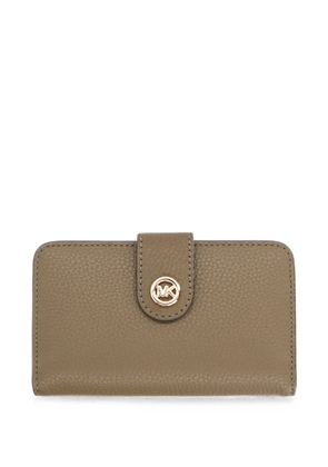 Michael Michael Kors medium logo-plaque pebbled-leather wallet - Neutrals