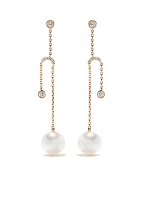 Yoko London 18kt yellow gold Trend freshwater pearl and diamond earrings