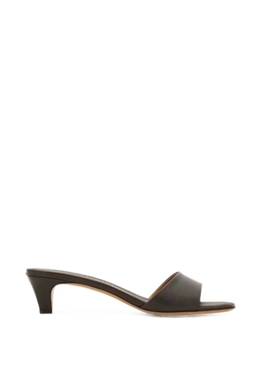 Ferragamo Low heeled slides - Black
