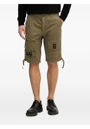 Aeronautica Militare patch-detail cargo shorts - Green