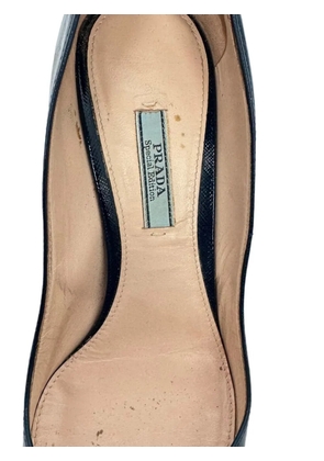 Prada Pre-Owned pointed-toe leather pumps - Blue