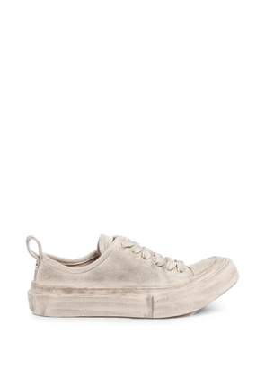 Ann Demeulemeester distressed-finish sneakers - White