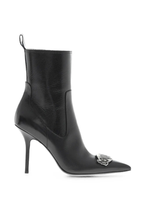 DSQUARED2 Gothic logo-plaque ankle boots - Black