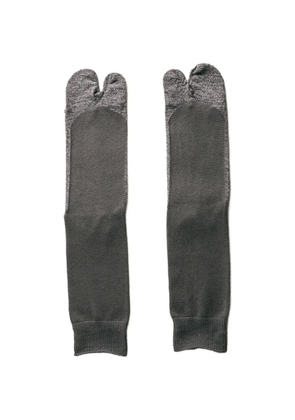yahae Tabi organic-cotton socks - Grey