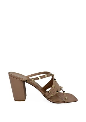 Valentino Garavani Pre-Owned Rockstud strappy mules - Neutrals