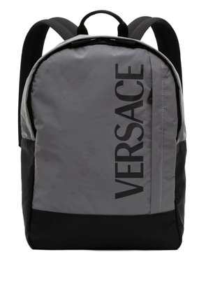 Versace Pre-Owned 2010-2026 Nylon Logo Print backpack - Grey