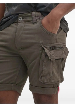 Alpha Industries Crew cargo shorts - Green