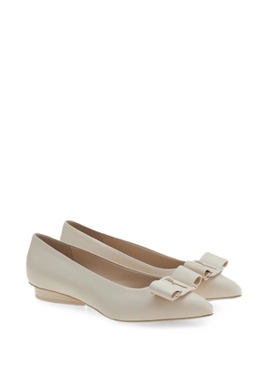 Ferragamo Vara bow-detail ballet flats - Neutrals