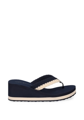 Tommy Hilfiger crochet-strap wedge flip-flops - Blue