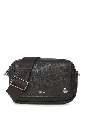 LOEWE logo-print pebbled messenger bag - Grey